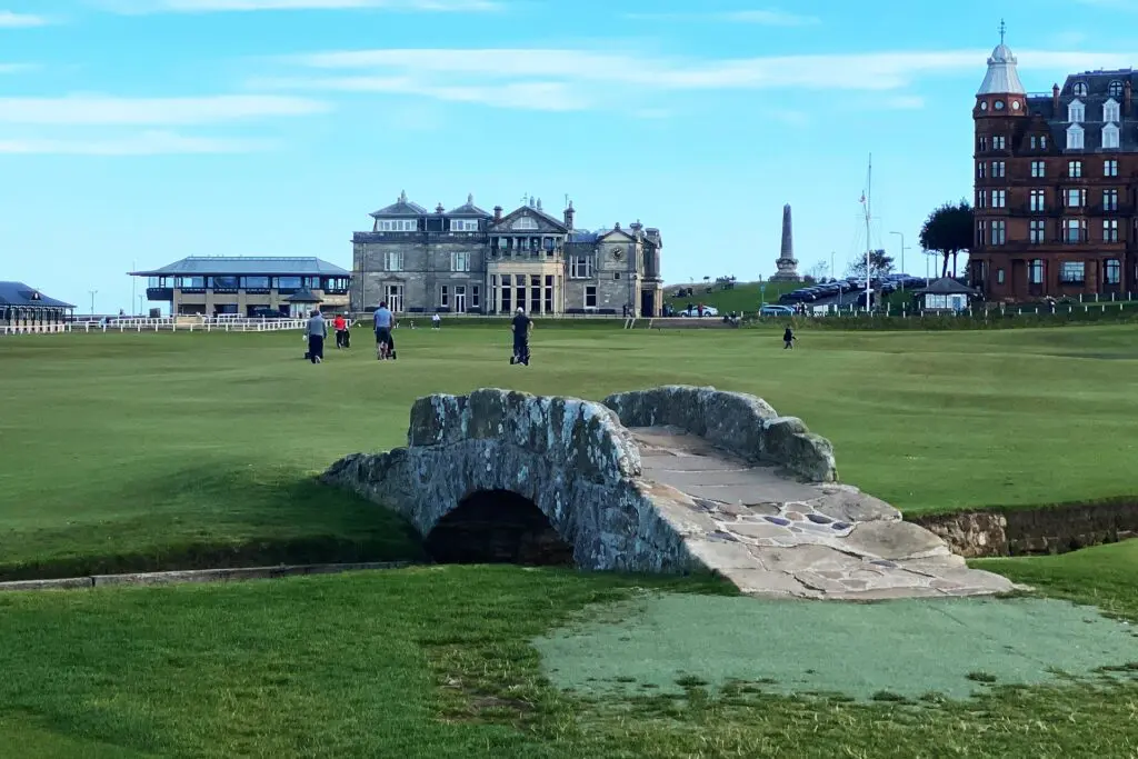 visit st andrews old course