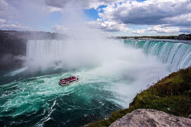 Niagara Falls Boat Excursion