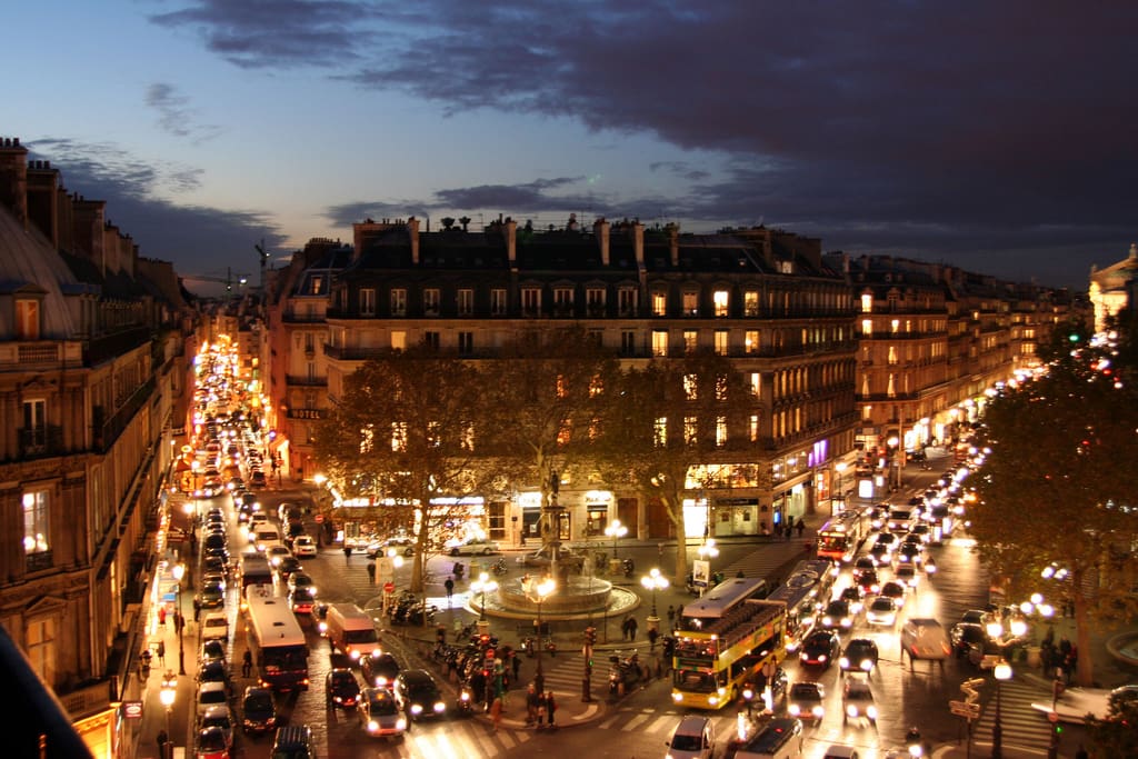 Paris Nightime traffic