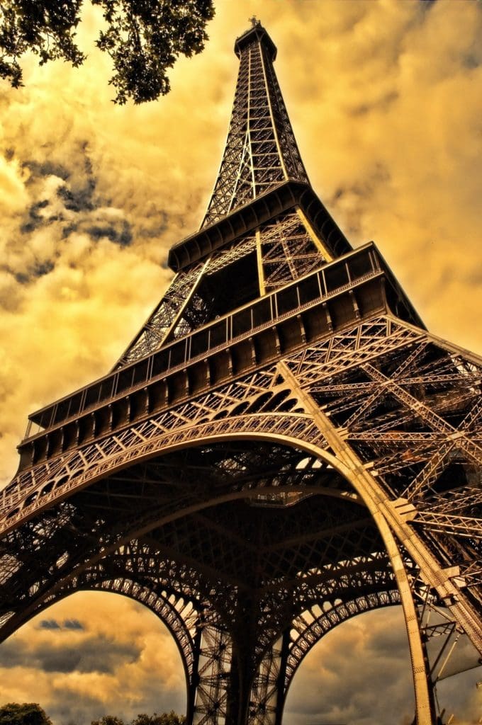 7 Key Things You Should Know Before Visiting the Eiffel Tower