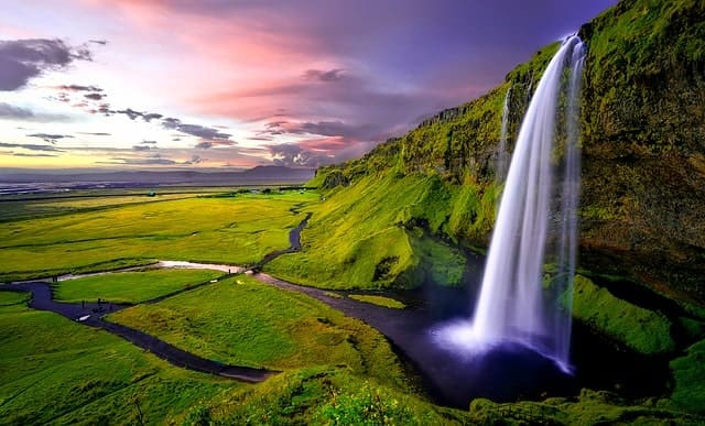 Iceland Seljalandsfoss Waterfall