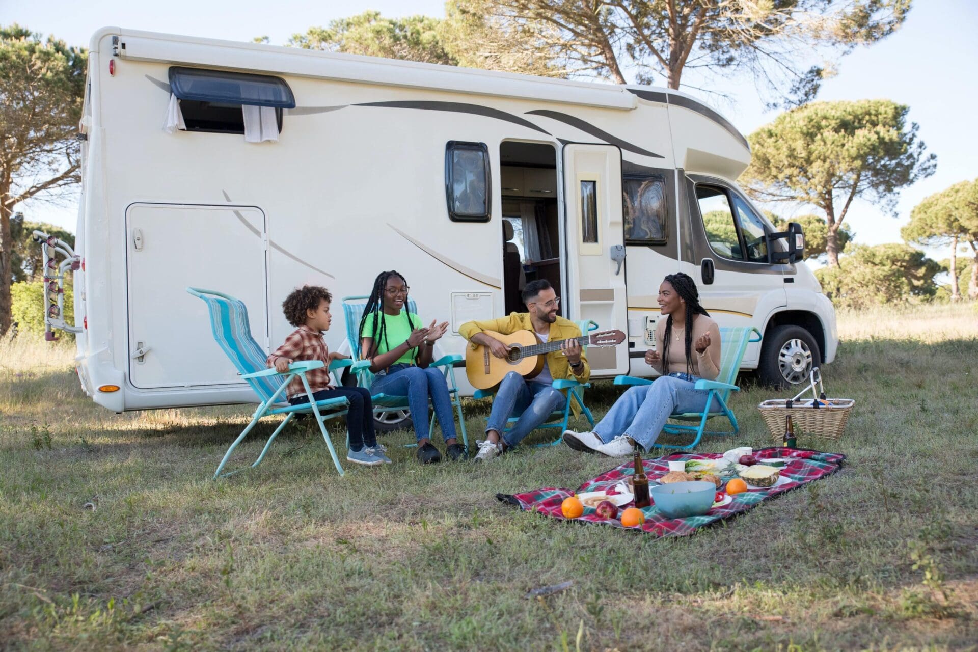 Family Camper Can Holiday Tips